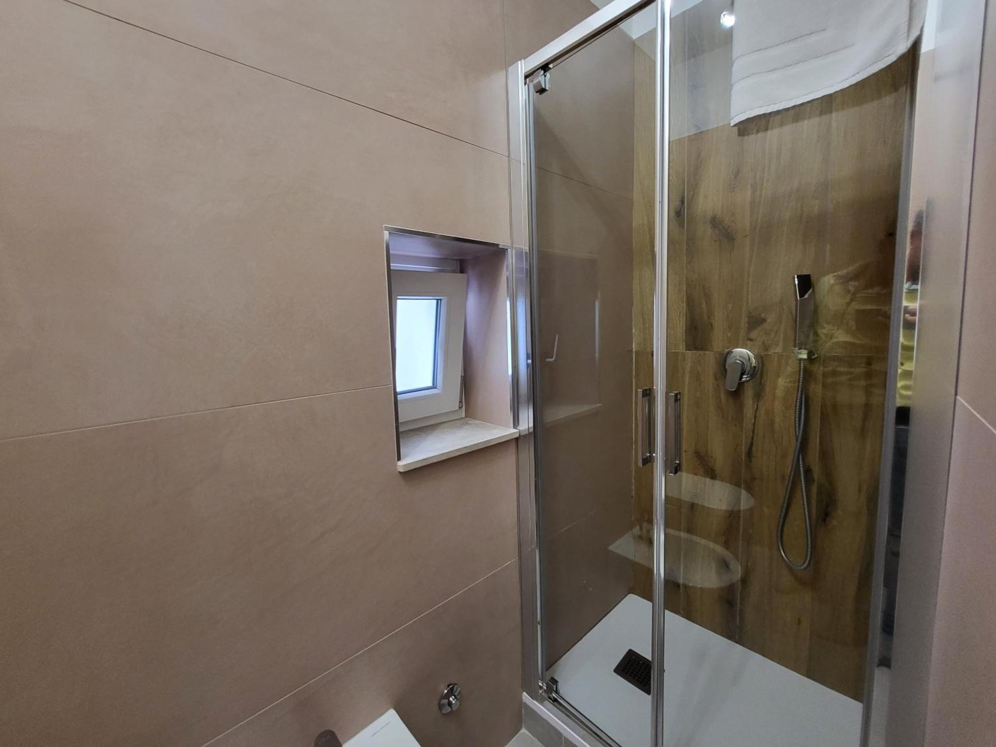 B&B Tra Le Vie Del Borgo Вьесте Экстерьер фото